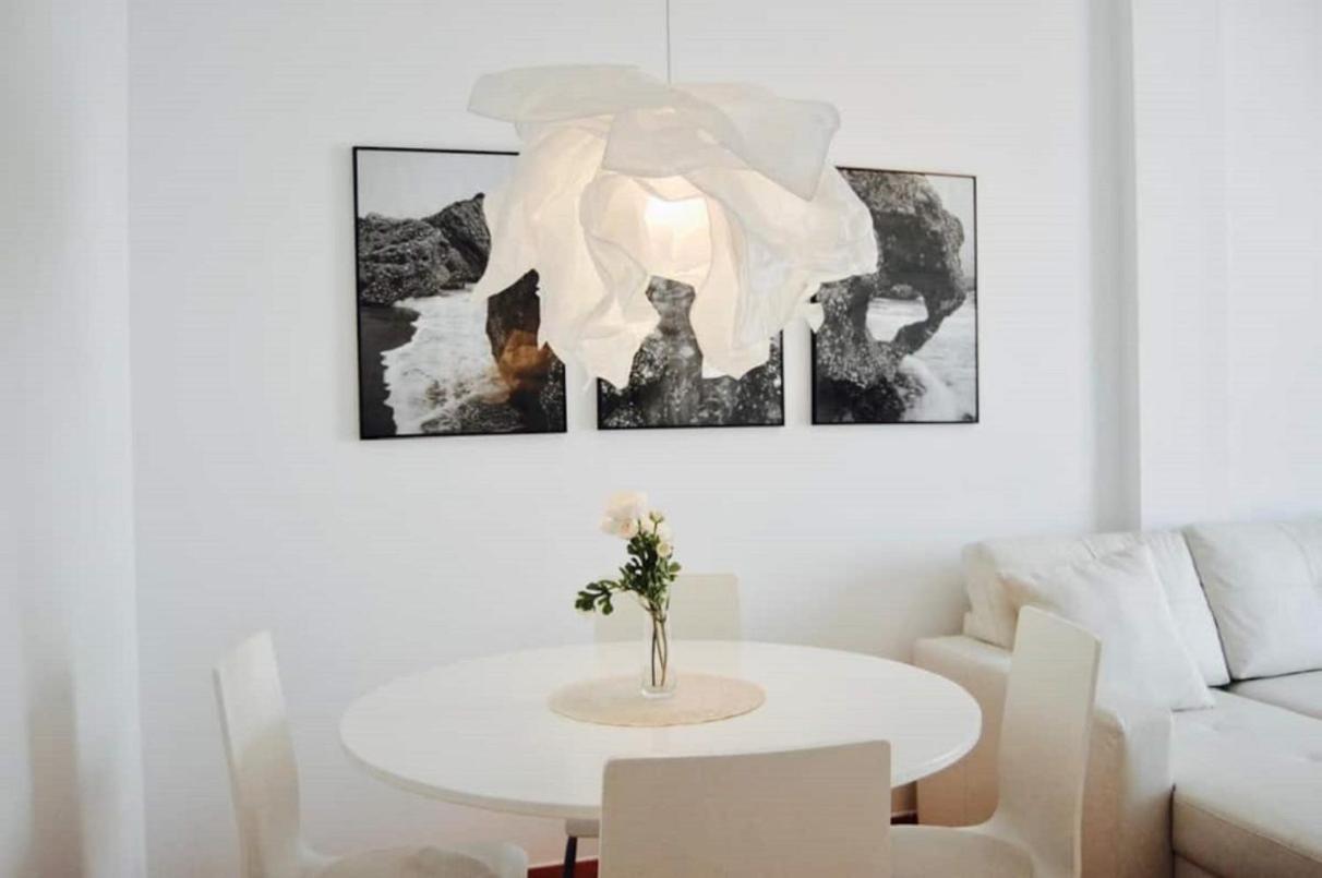 Fantastic 1 Bedroom Apartment In The Centre Of 네르하 외부 사진
