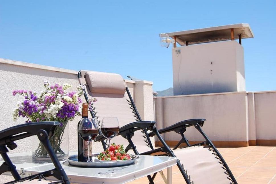 Fantastic 1 Bedroom Apartment In The Centre Of 네르하 외부 사진